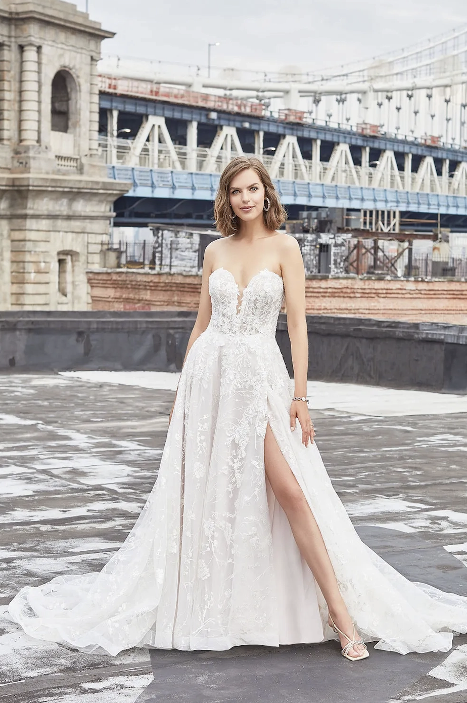 Hottest Wedding Gowns with Deep Slits Image