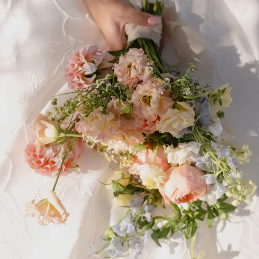 Petals with Perks: Black Friday Sale 🌸