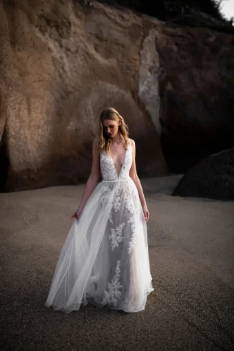 Abella Julia #1 thumbnail