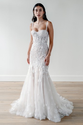 Willowby 52160 #7 Off White/Ivory thumbnail