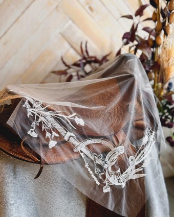 Lambs Hill Veils Western Square Edge #0 default Ivory thumbnail