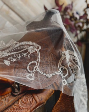 Lambs Hill Veils Western Cathedral #2 Ivory thumbnail