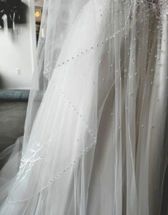 Equestrian Veils The Equestrian Signature with Pearls #9 Ivory thumbnail