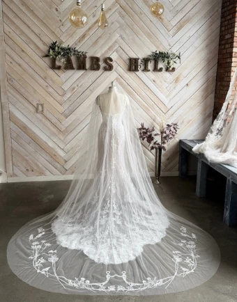 Equestrian Veils The Western Show Bit #4 default Ivory thumbnail