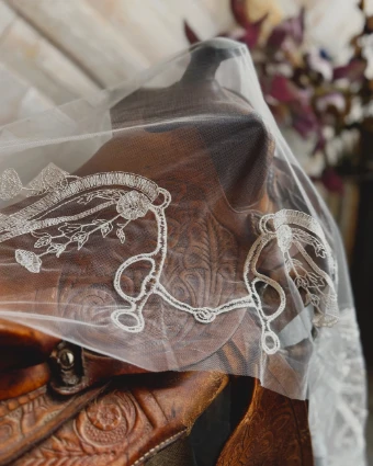 Charlotte Guernsey Western Cathedral #2 Ivory thumbnail