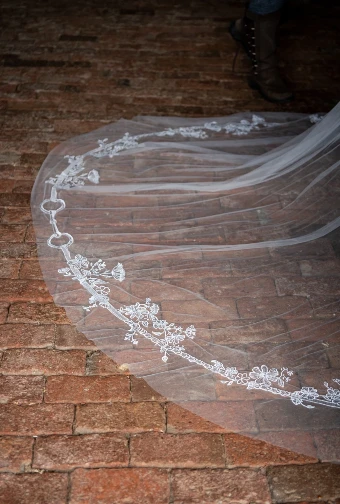 Charlotte Guernsey The English Reins with Snaffle Bit #6 thumbnail