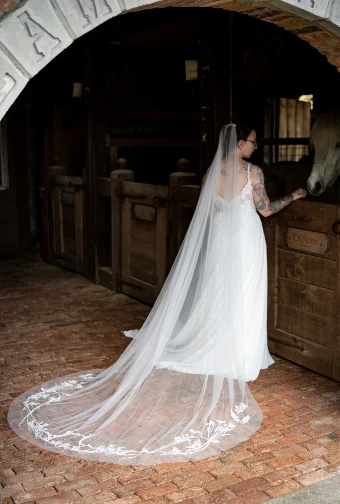 Charlotte Guernsey The Western Show Bit #10 thumbnail