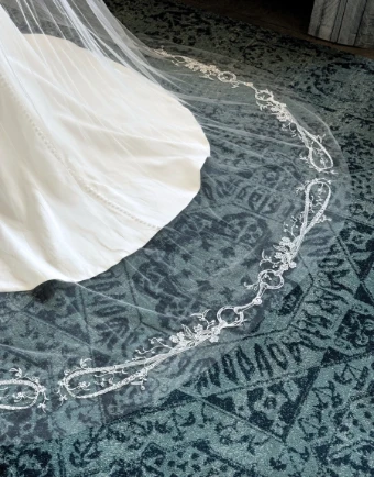 Charlotte Guernsey The Grand English Reins #2 Ivory thumbnail