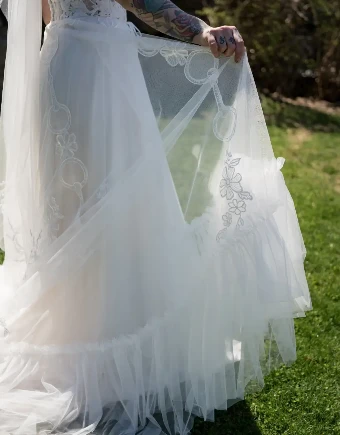 Charlotte Guernsey The English Overskirt #10 thumbnail