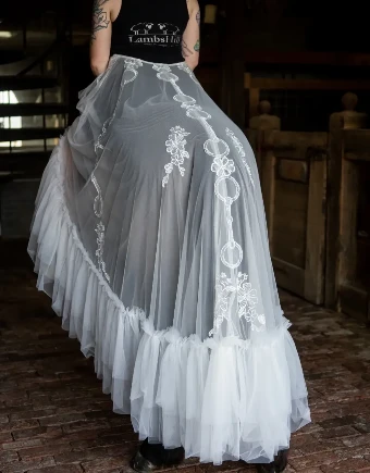 Charlotte Guernsey The English Overskirt #4 thumbnail