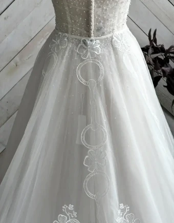 Charlotte Guernsey The English Overskirt #2 thumbnail