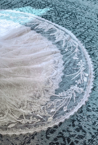 Charlotte Guernsey The Horseshoe Wildflower with Lace #16 thumbnail